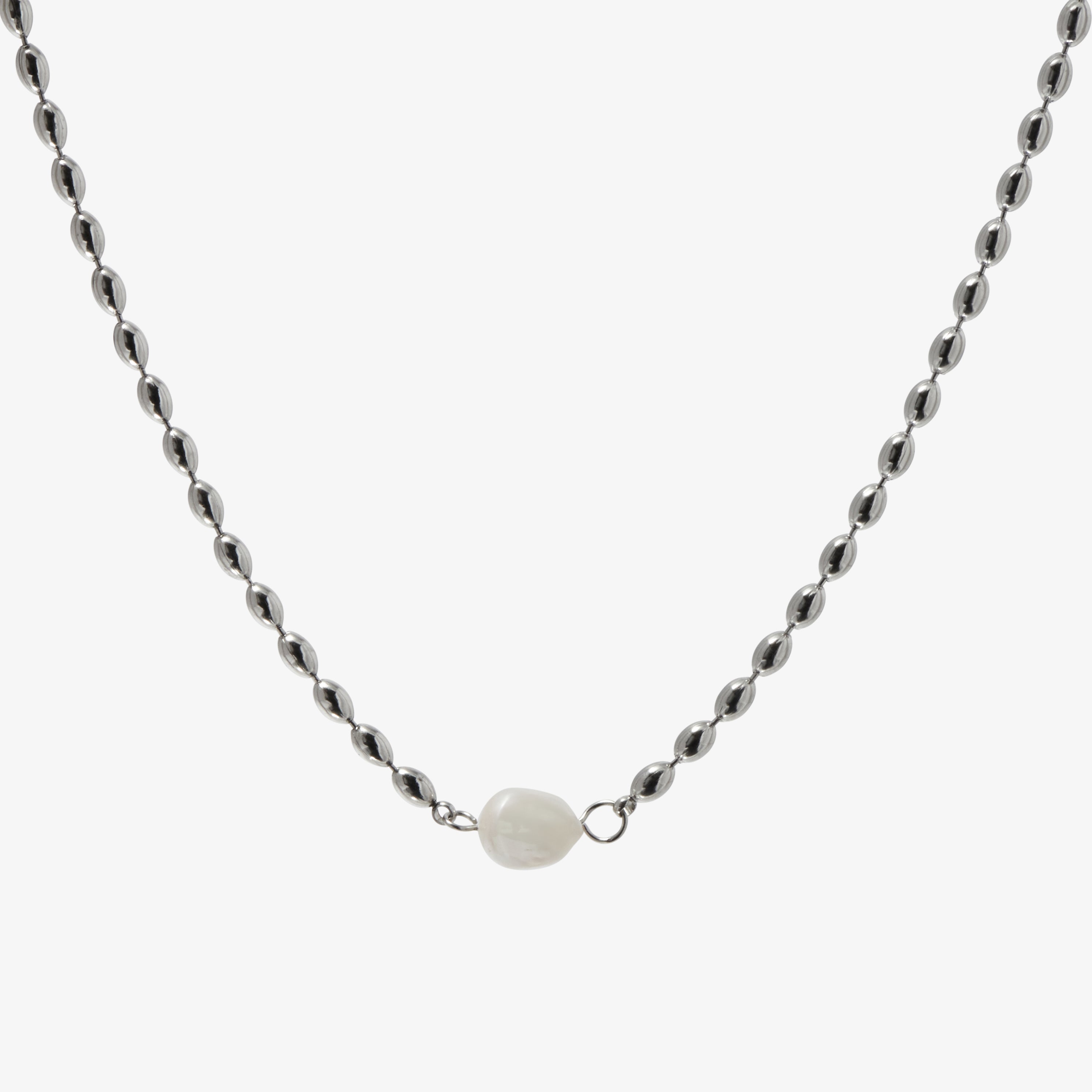 LUNA Golden Pearl Necklace