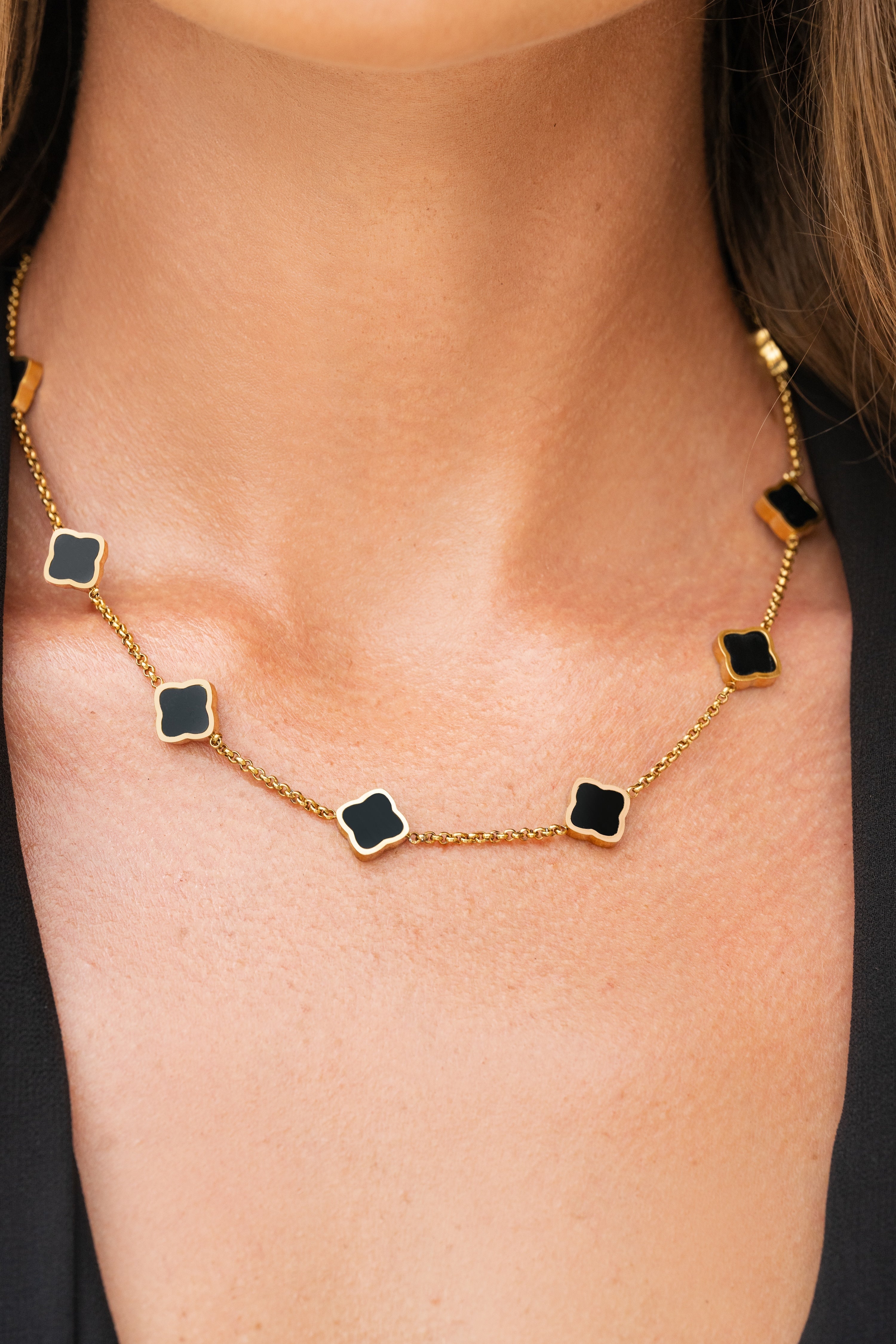 CLOVER Zehn Halskette