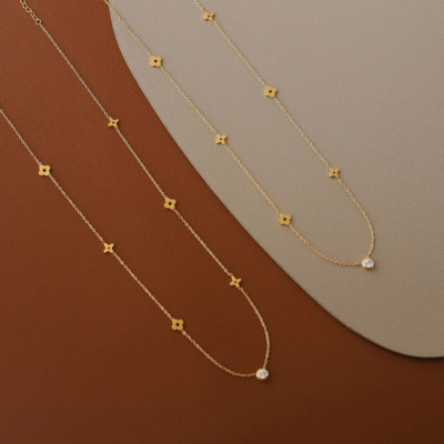 CARRIE Goldene Klee Halskette